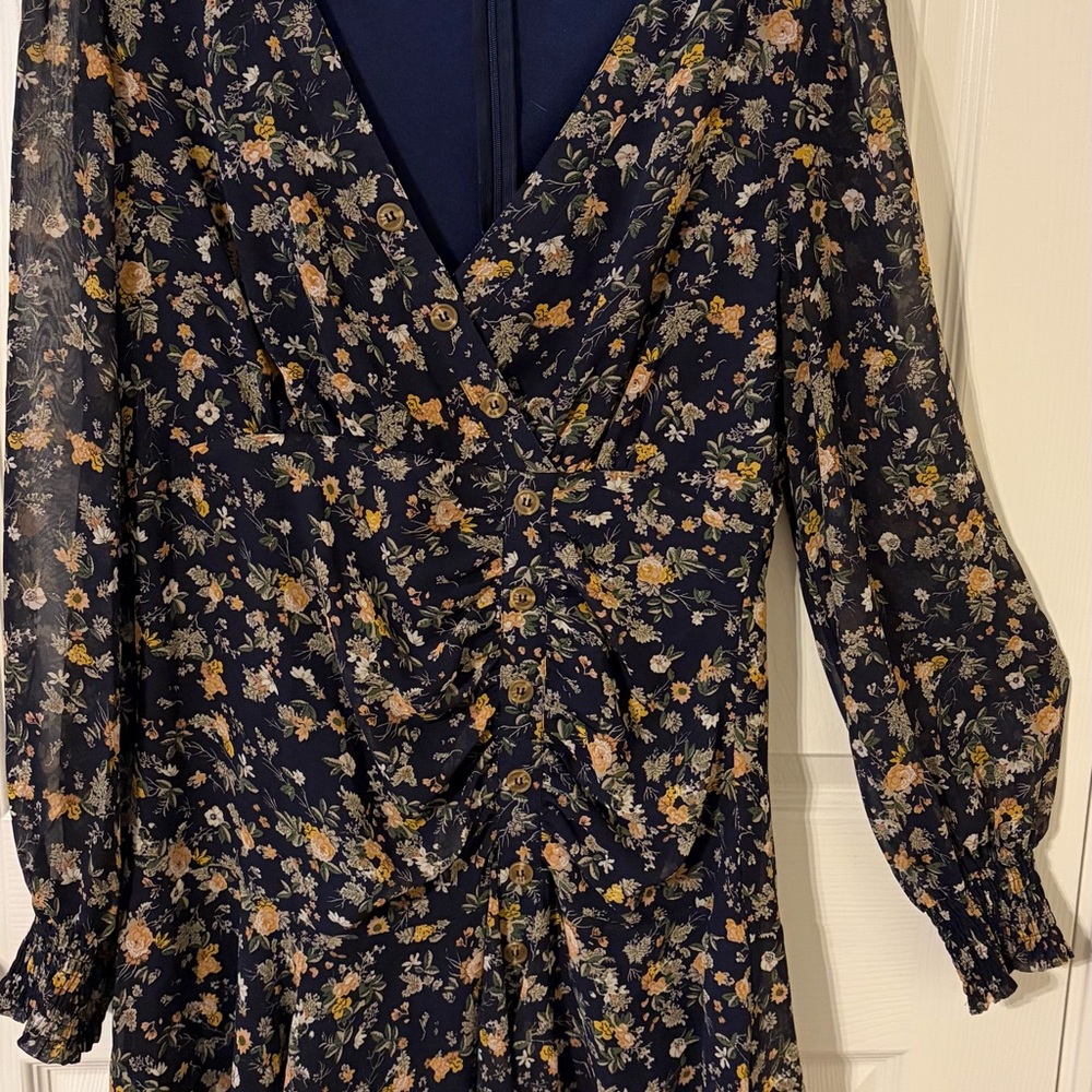 Essue Navy Floral Top with Yellow Accents
